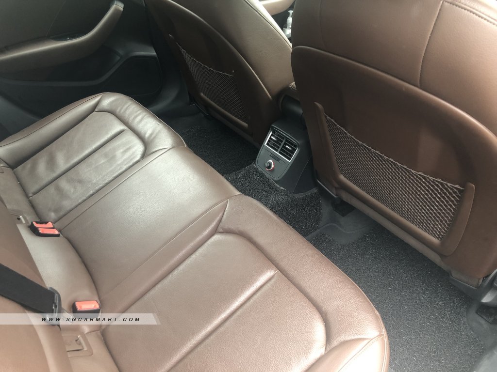 Audi A3 Sedan 1.4A TFSI S-tronic Ambiente
