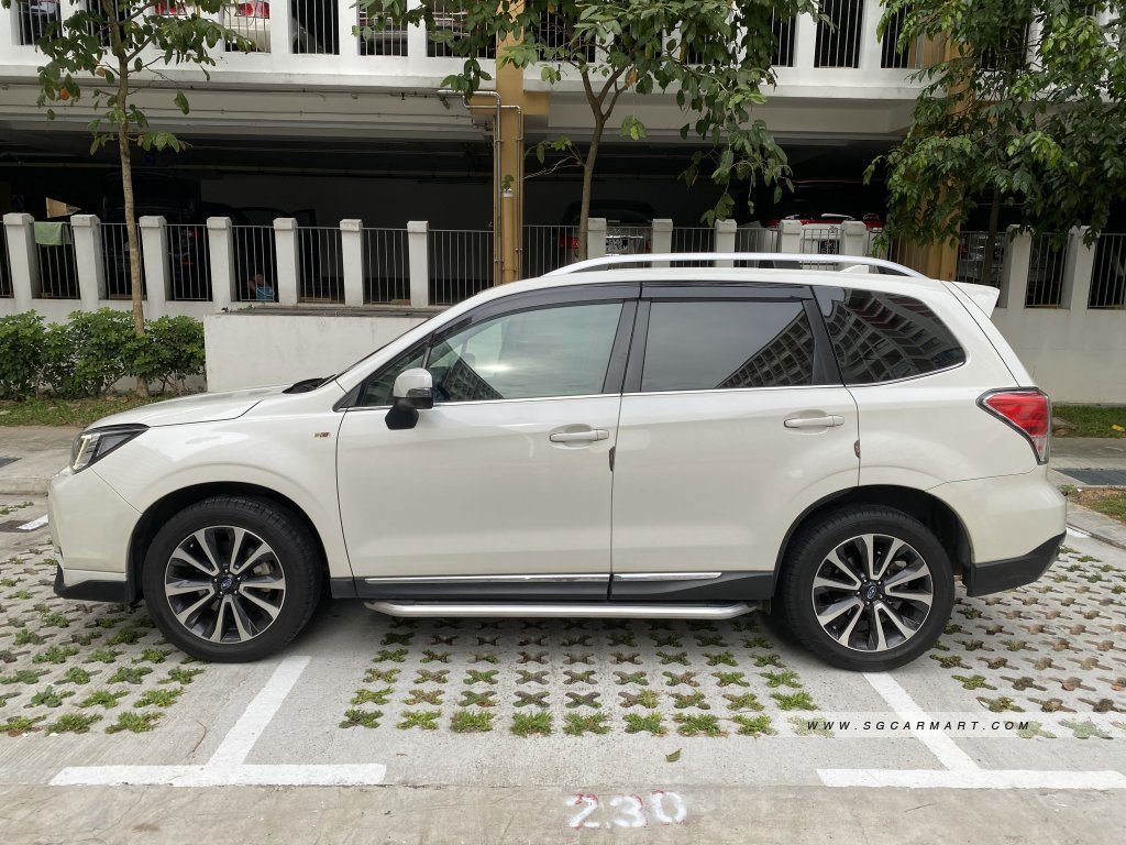 Subaru Forester 2.0XT Sunroof