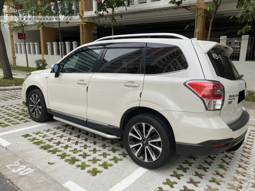 Subaru Forester 2.0XT Sunroof