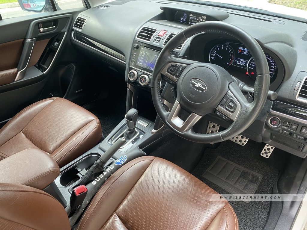 Subaru Forester 2.0XT Sunroof