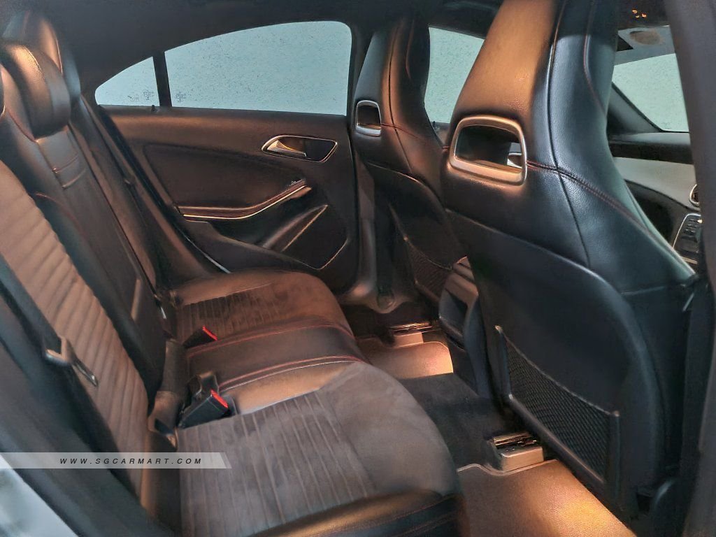 Mercedes-Benz CLA-Class CLA180 AMG Line