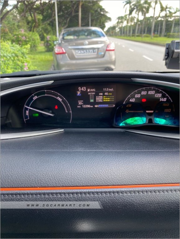 Toyota Sienta Hybrid 1.5A G