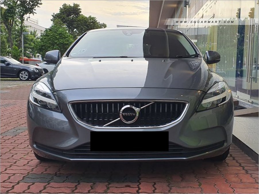 18 Volvo V40 T4 Momentum Photos Pictures Singapore Sgcarmart