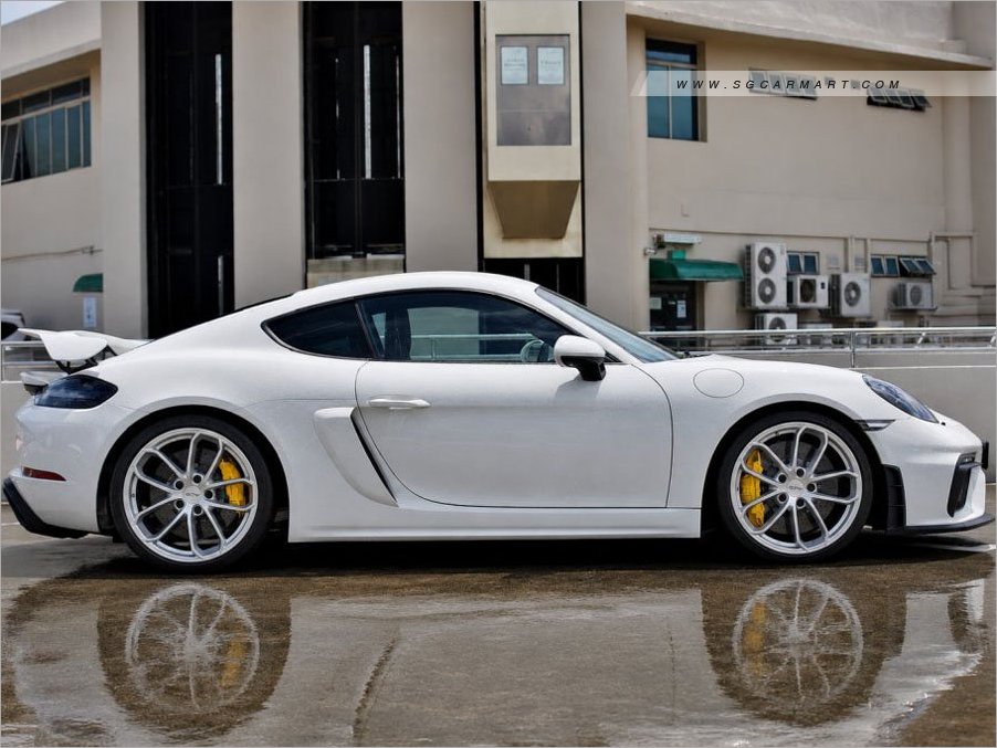 Porsche 718 Cayman Gt4 2020 photo 3
