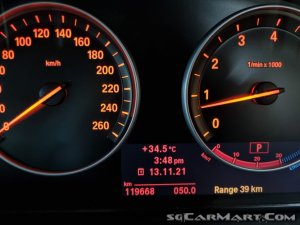 BMW 5 Series 523i Highline (COE till 05/2031)