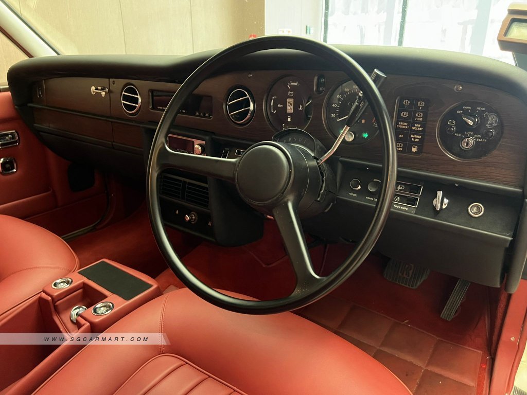 Rolls-Royce Silver Spur 1983 photo 5