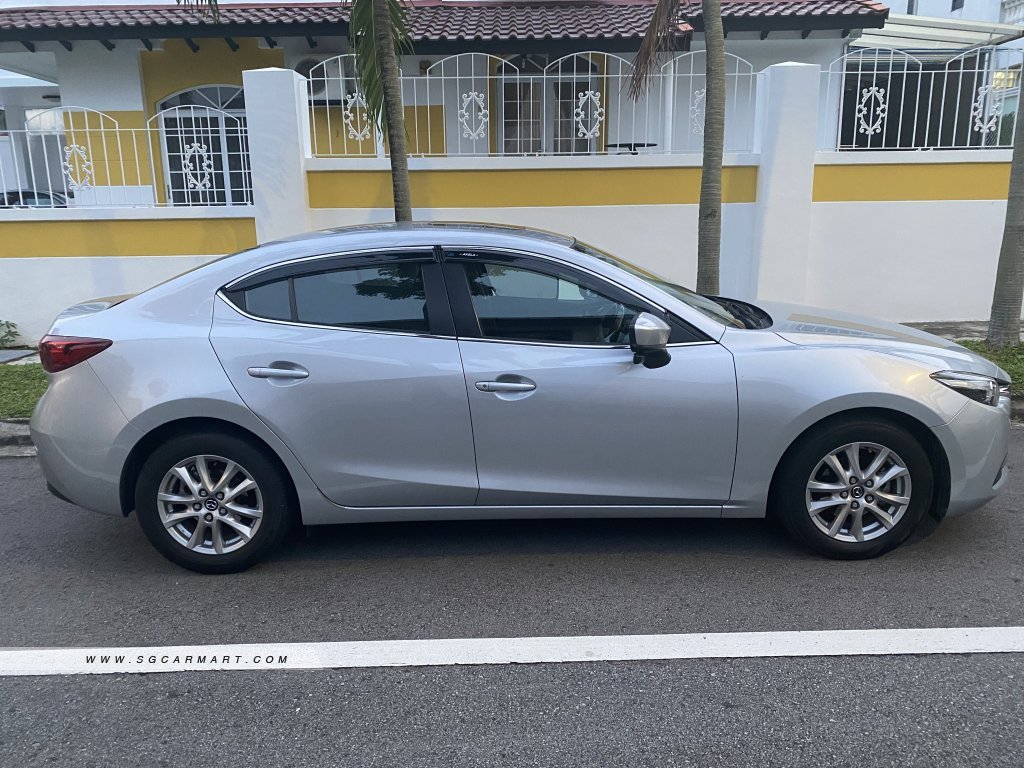 Mazda 3 1.5A Sunroof