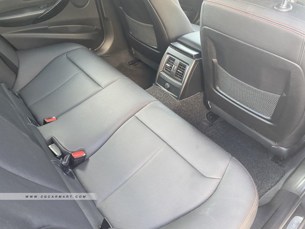 BMW 3 Series 318i Sport