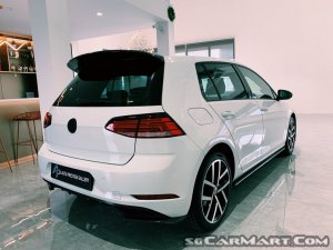Volkswagen Golf 1.0A TSI