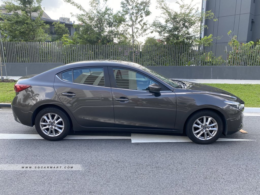 Mazda 3 1.5A Sunroof