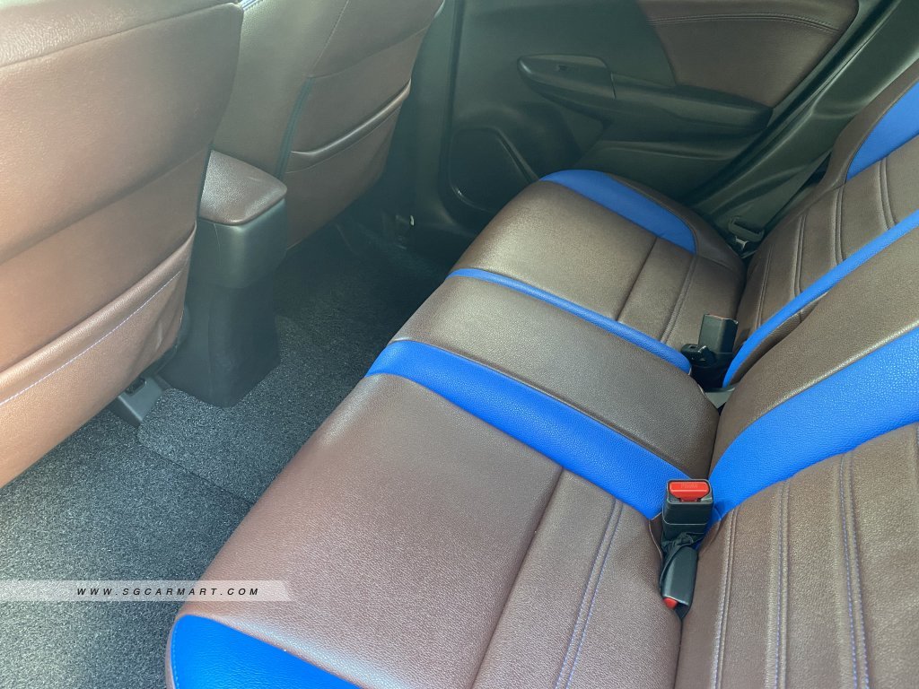 Honda Shuttle 1.5A G LED