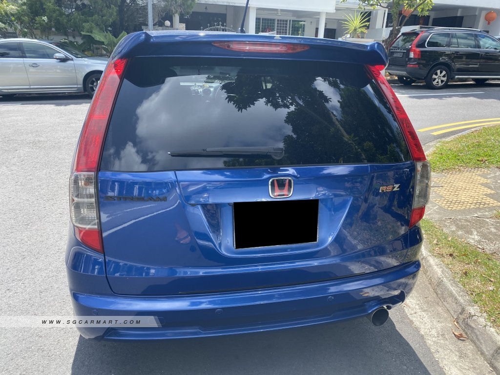 Honda Stream 1.8A RSZ (COE till 07/2023)