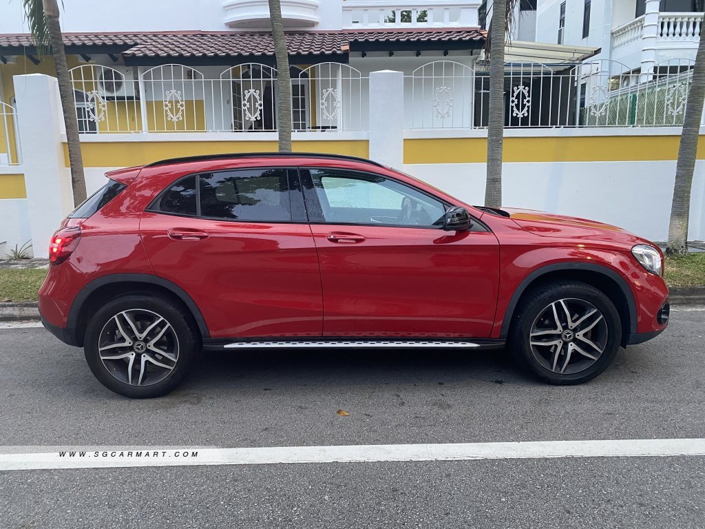 Mercedes-Benz GLA-Class GLA180 Urban Edition