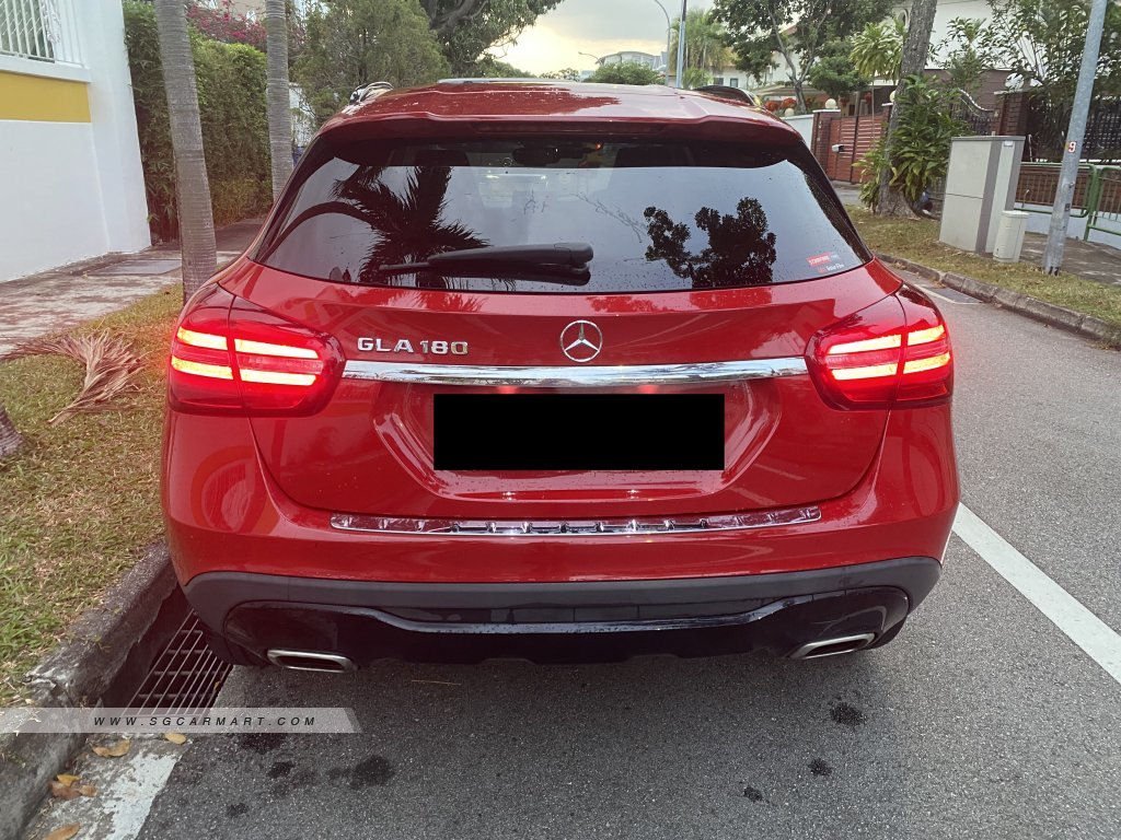Mercedes-Benz GLA-Class GLA180 Urban Edition