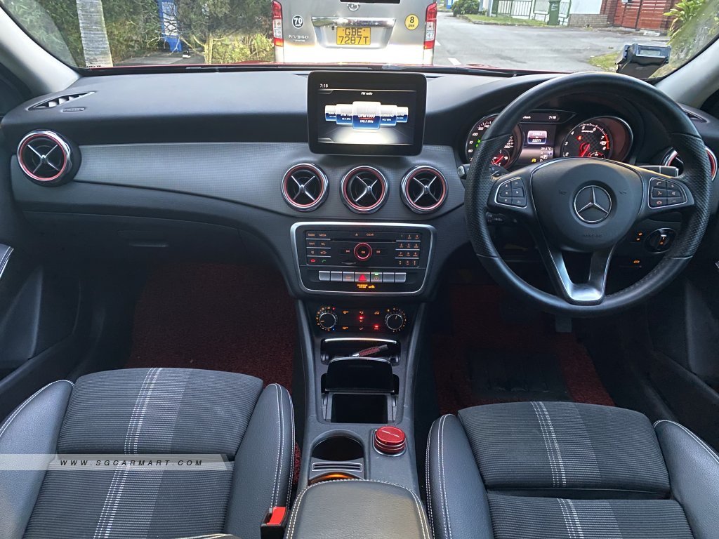 Mercedes-Benz GLA-Class GLA180 Urban Edition