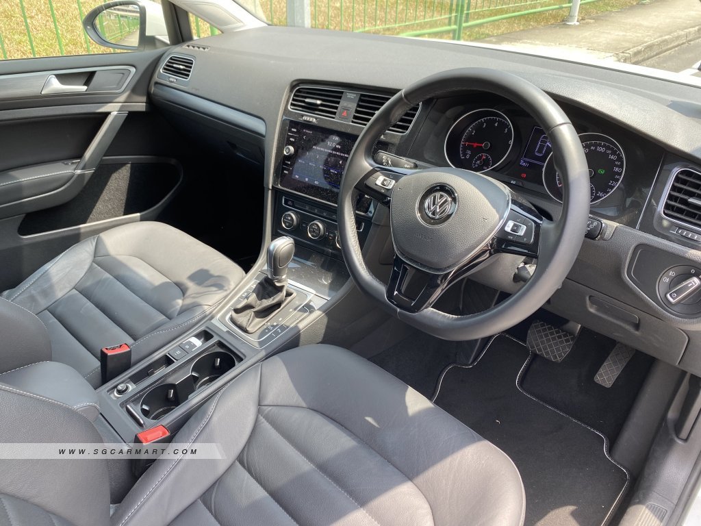 Volkswagen Golf 1.4A TSI Comfortline