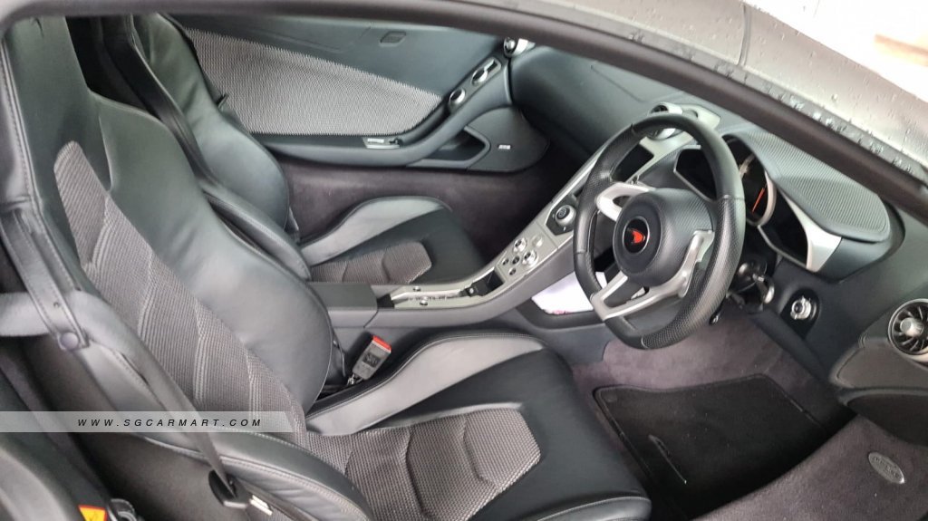 McLaren 12C (New 10-yr COE)