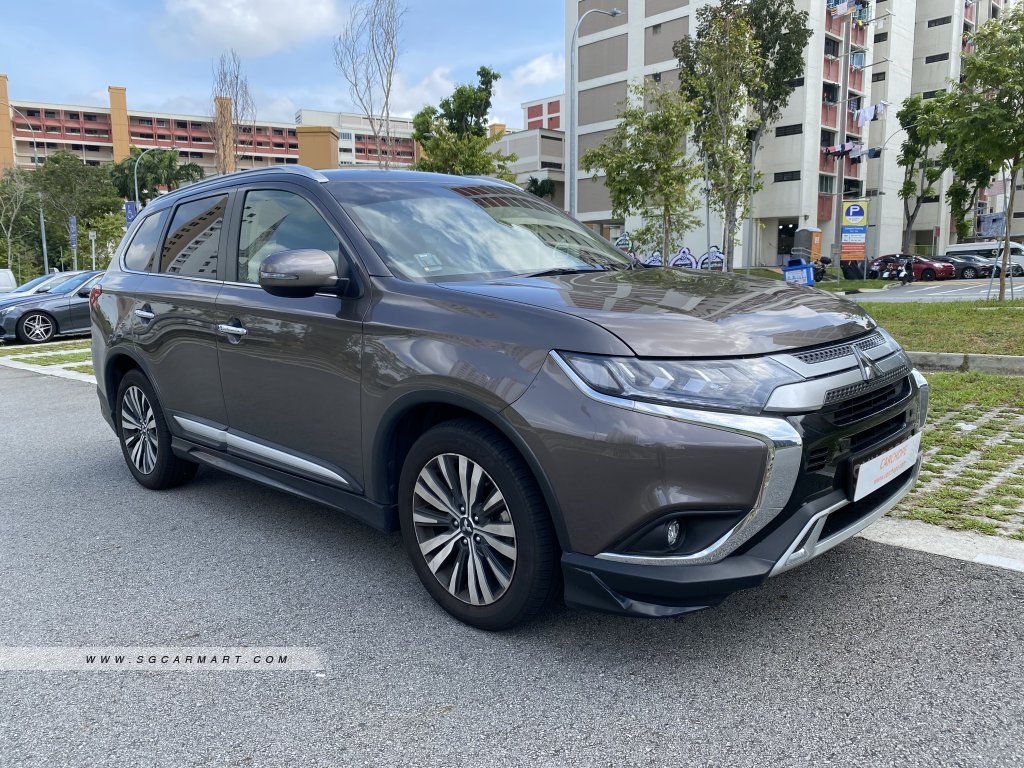 Mitsubishi Outlander 2.0A