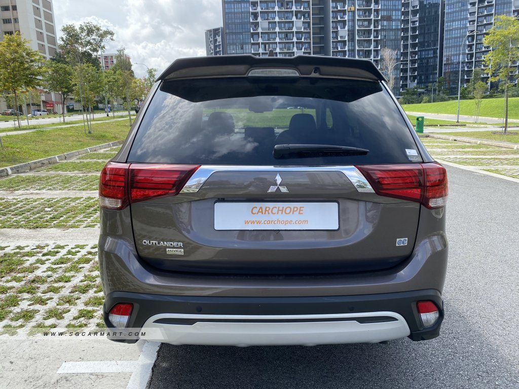 Mitsubishi Outlander 2.0A