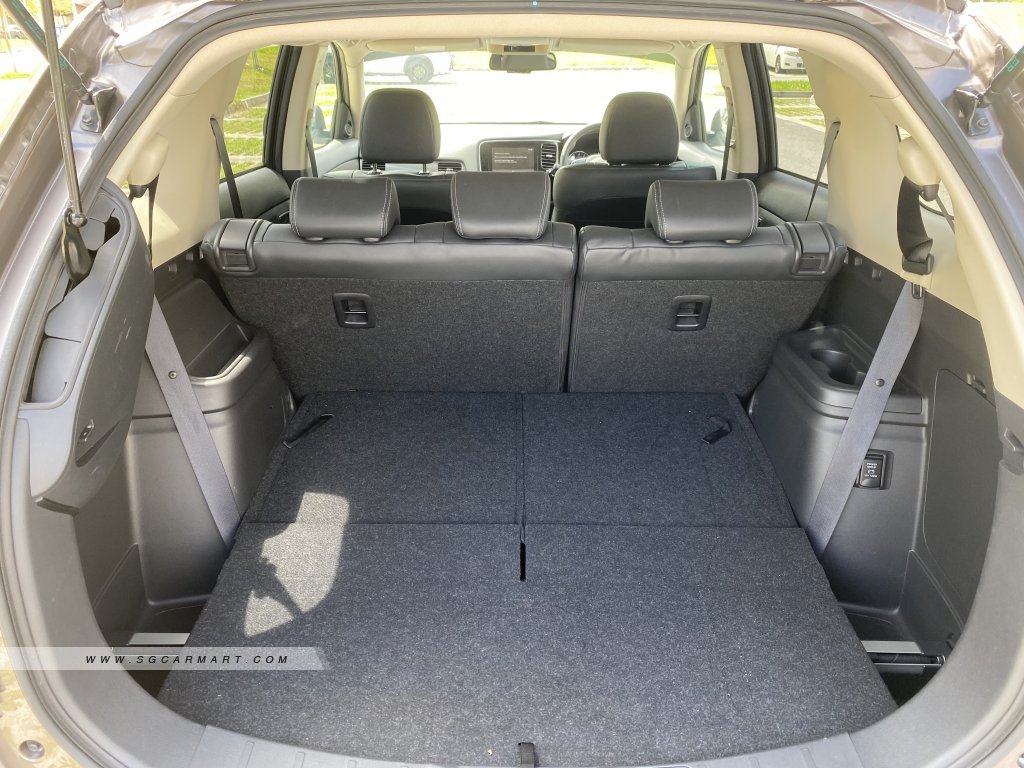 Mitsubishi Outlander 2.0A