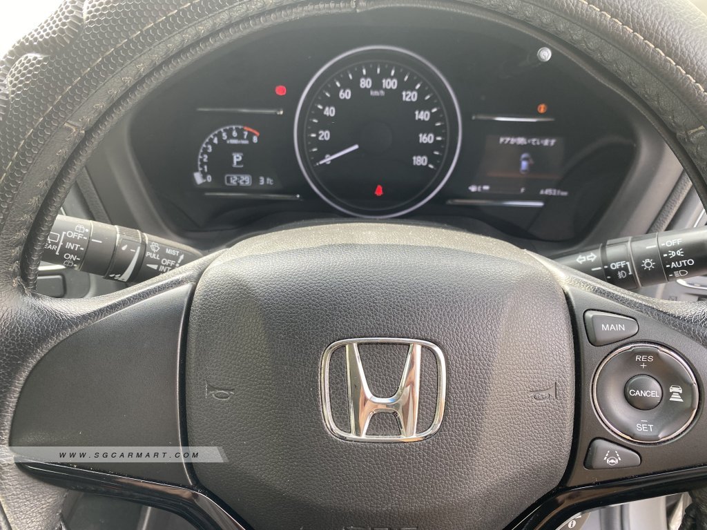 Honda Vezel 1.5A X Honda Sensing