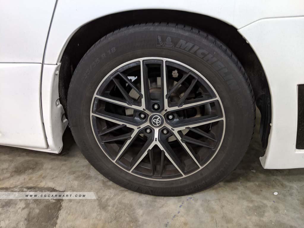 Toyota Vellfire 2.4A X (COE till 07/2029)