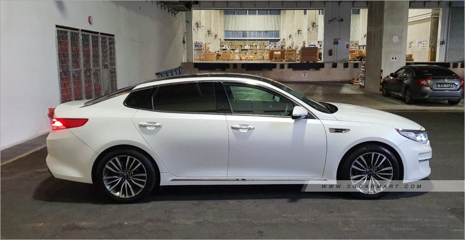 Kia Optima K5 2.0A Sunroof