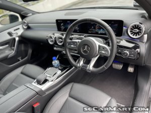 Mercedes-Benz A-Class A35 AMG 4MATIC Premium Plus