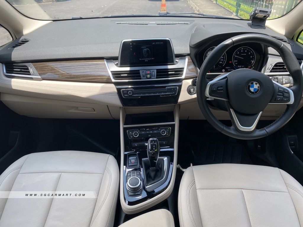 BMW 2 Series 216i Gran Tourer Luxury