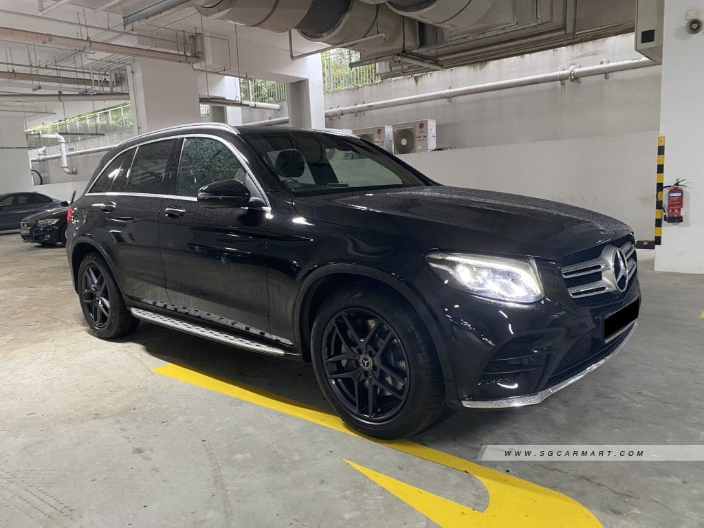 Mercedes-Benz GLC-Class GLC250 AMG Line 4MATIC Sunroof