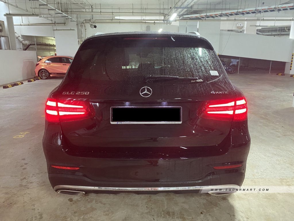 Mercedes-Benz GLC-Class GLC250 AMG Line 4MATIC Sunroof