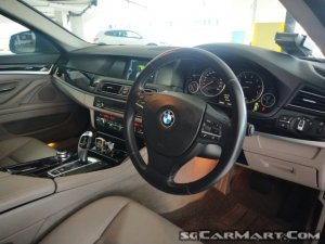 BMW 5 Series 523i (COE till 11/2025)