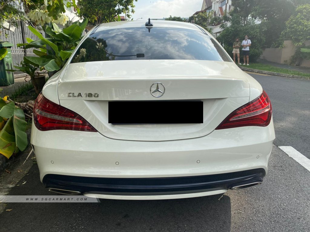Mercedes-Benz CLA-Class CLA180 AMG Line