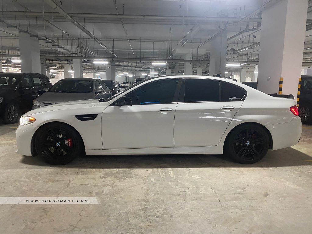 BMW 5 Series 520i