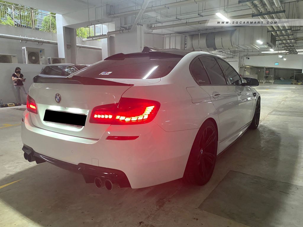 BMW 5 Series 520i
