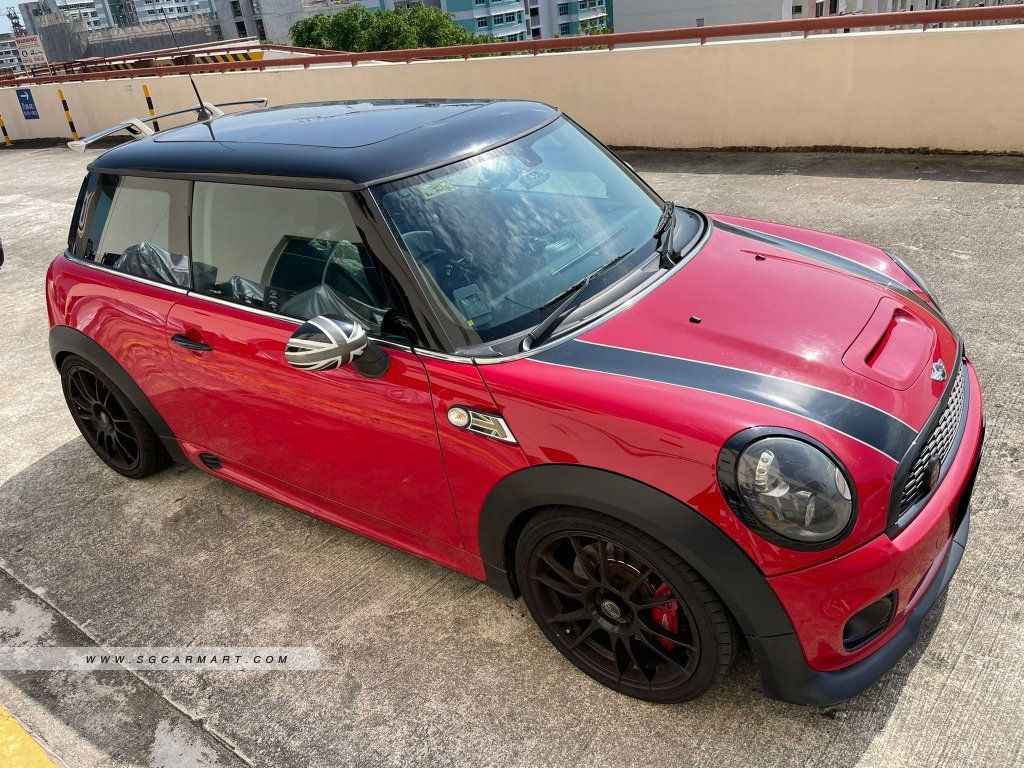 Next-Gen Mini Cooper Gets Special EV Sounds, Infotainment Modes, OTA Updates