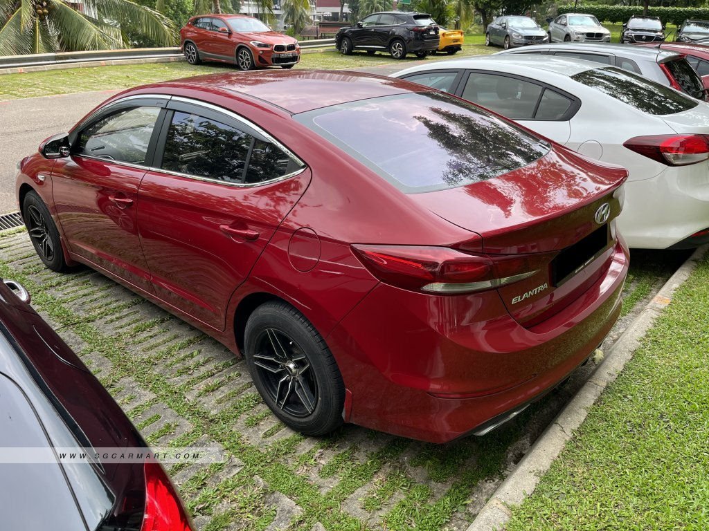 Hyundai Elantra 1.6A GLS