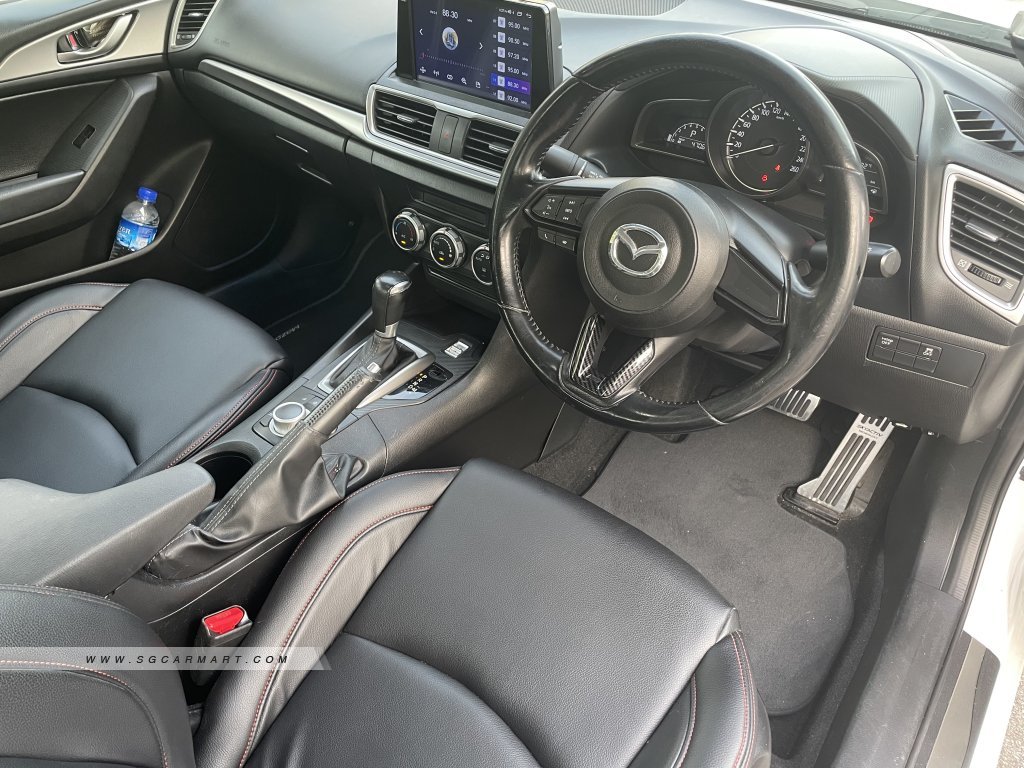Mazda 3 1.5A Sunroof
