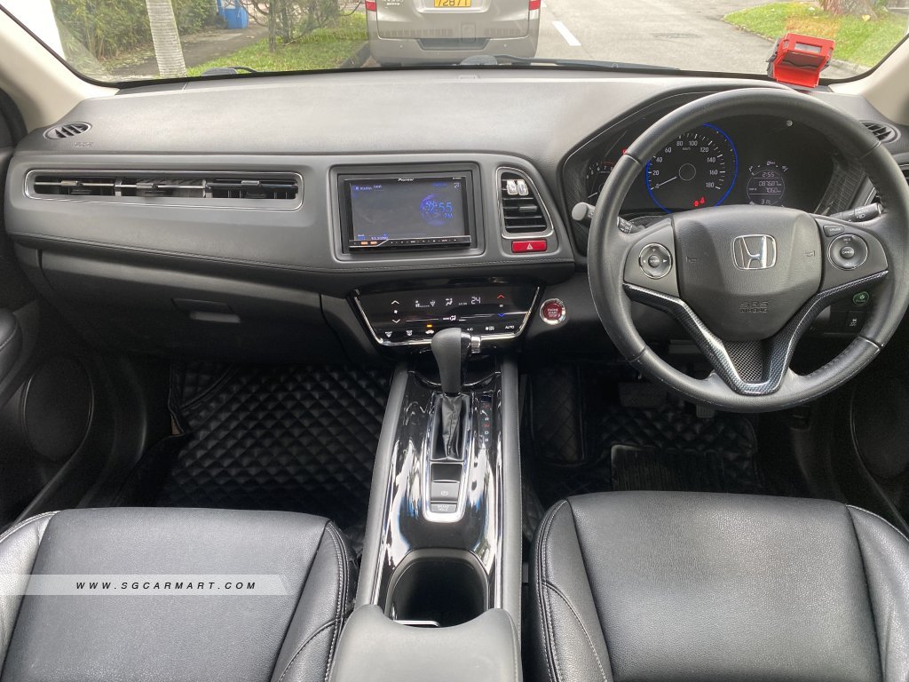 Honda Vezel 1.5A X Honda Sensing
