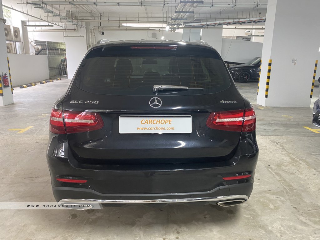Mercedes-Benz GLC-Class GLC250 AMG Line 4MATIC