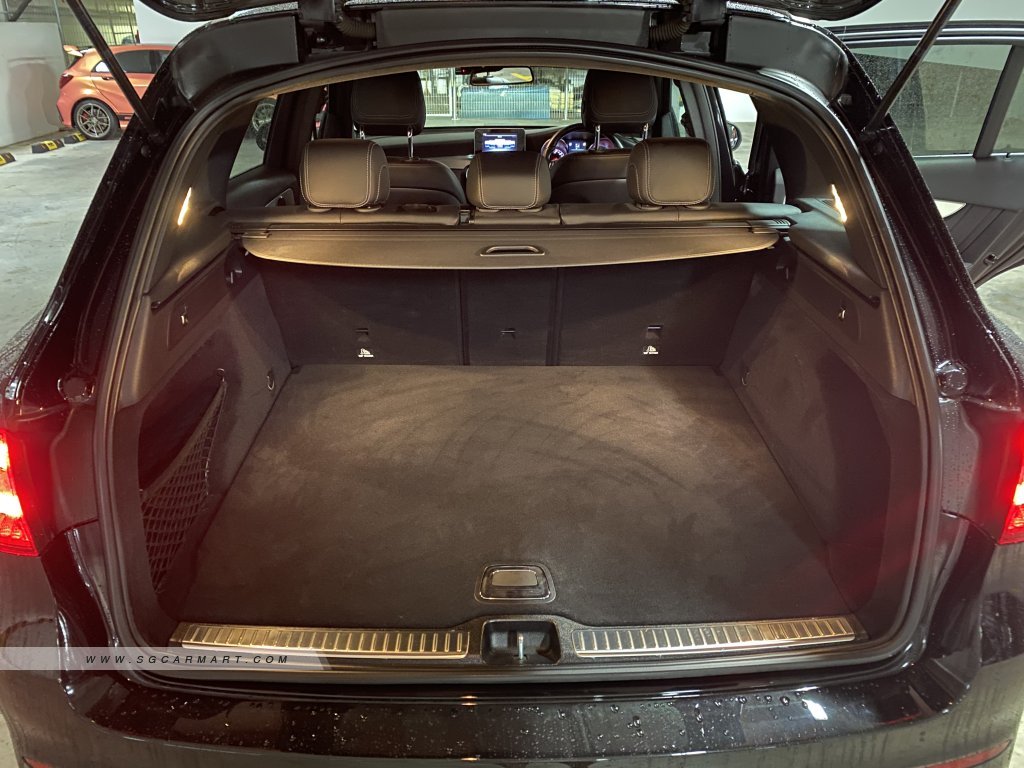 Mercedes-Benz GLC-Class GLC250 AMG Line 4MATIC