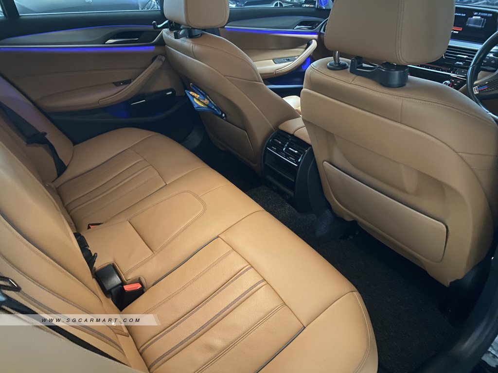 BMW 5 Series 520i
