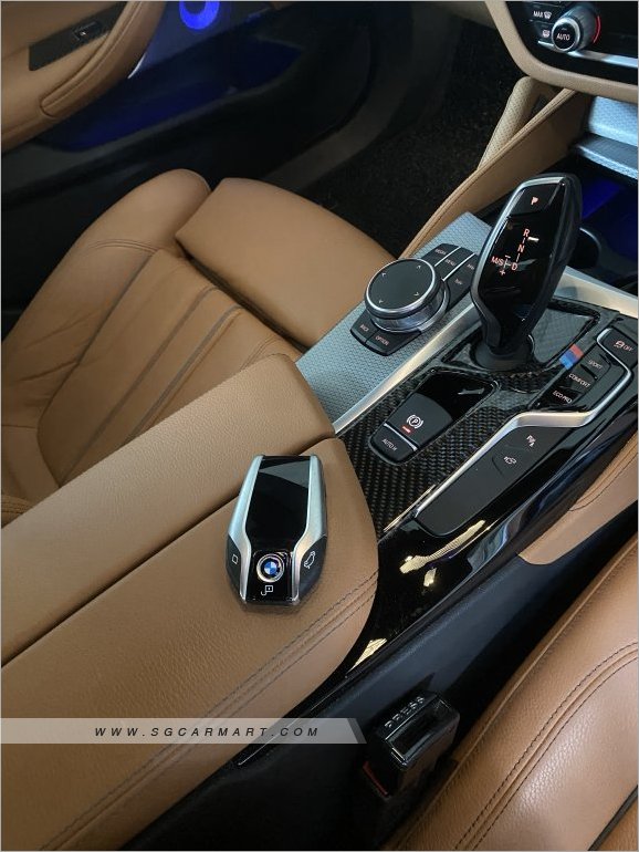 BMW 5 Series 520i
