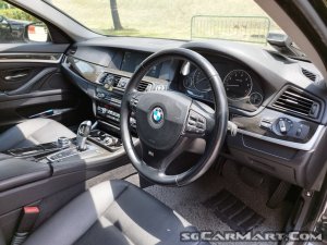 BMW 5 Series 523i Highline (COE till 11/2030)
