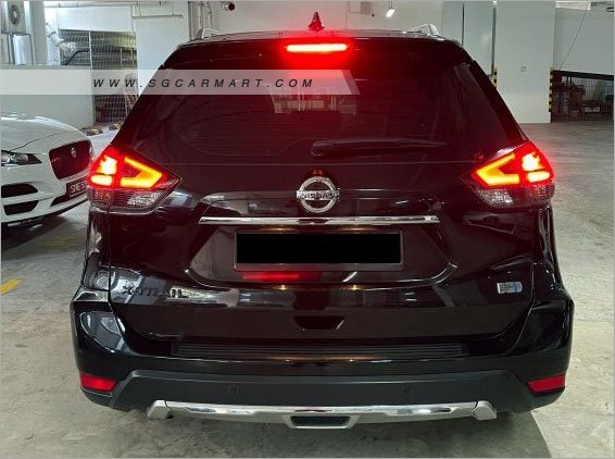 Nissan X-Trail 2.0A Premium 7-Seater Sunroof