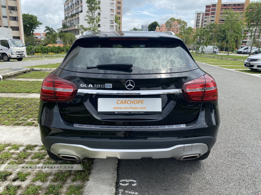 Mercedes-Benz GLA-Class GLA180 Urban Edition