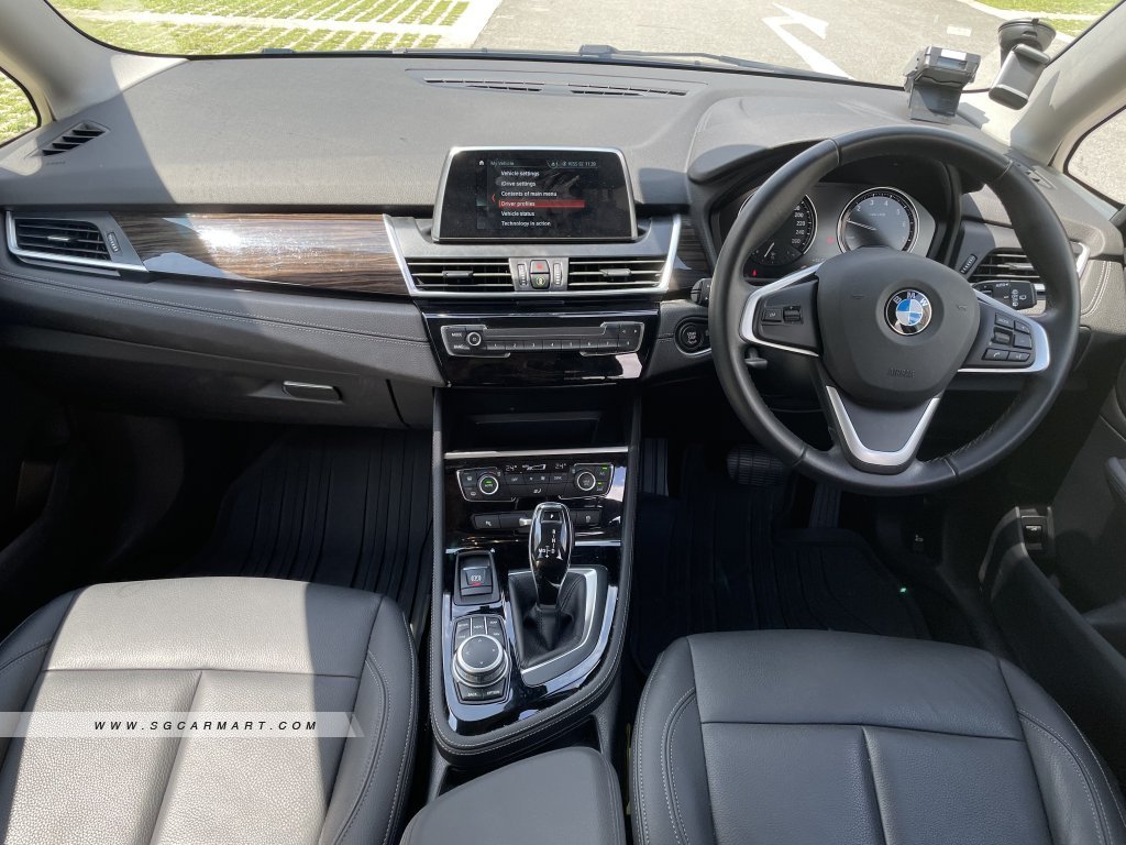 BMW 2 Series 216i Gran Tourer Luxury