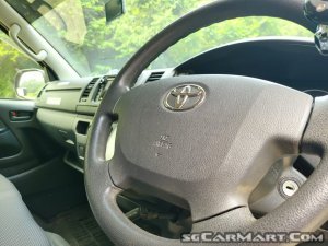 Toyota Hiace 2.8A DX