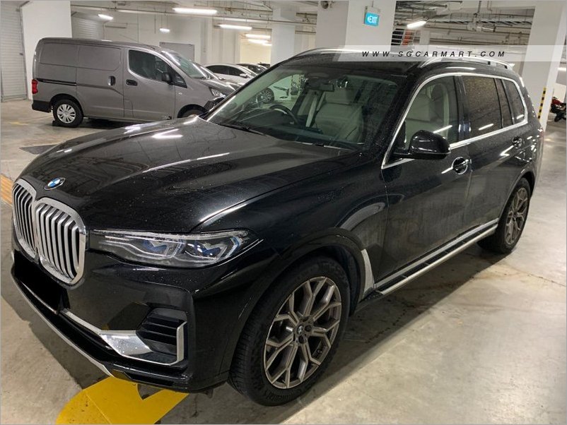 BMW X7 xDrive40i Pure Excellence 6-Seater