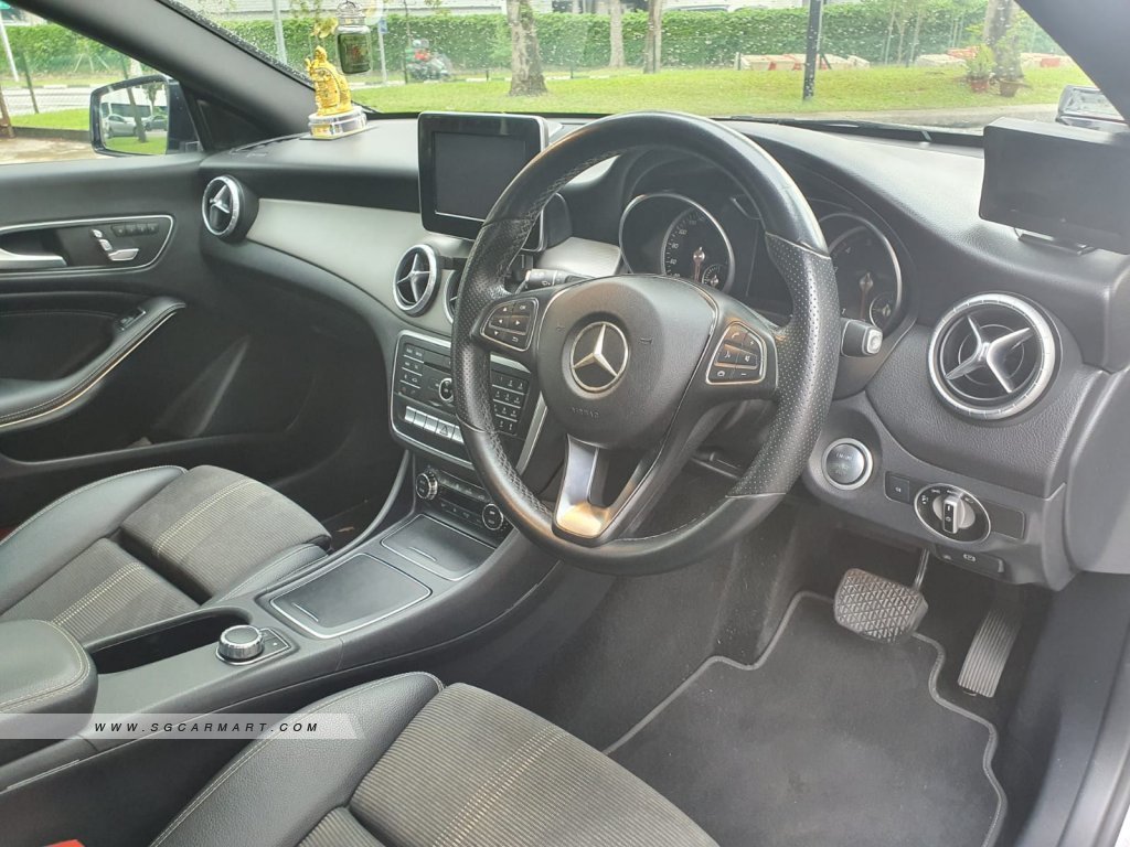Mercedes-Benz CLA-Class CLA180